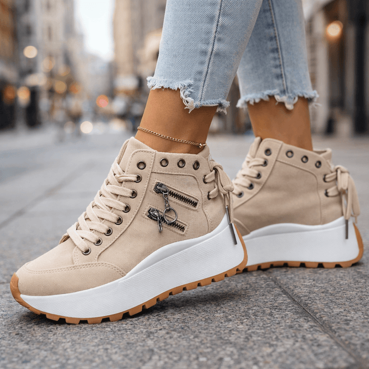 Novo Chunk Sneakers