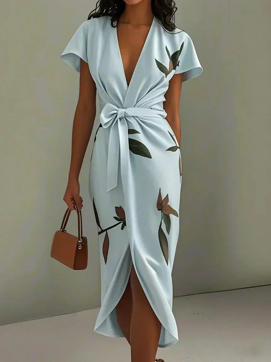 Valeria Lightweight and Elegant Dress